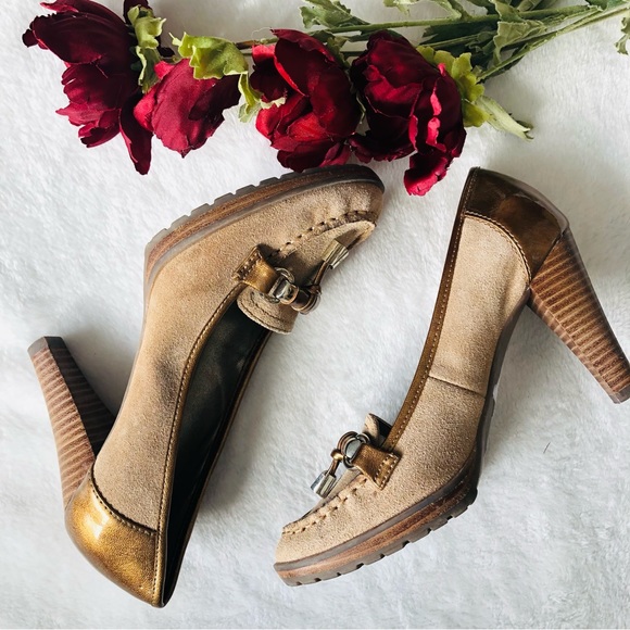 Anne Klein | I-Flex Suede & Leather pumps - Picture 9 of 13